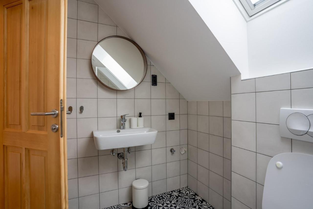 Corner House Apartments Near Lake Bled Радовлица Екстериор снимка