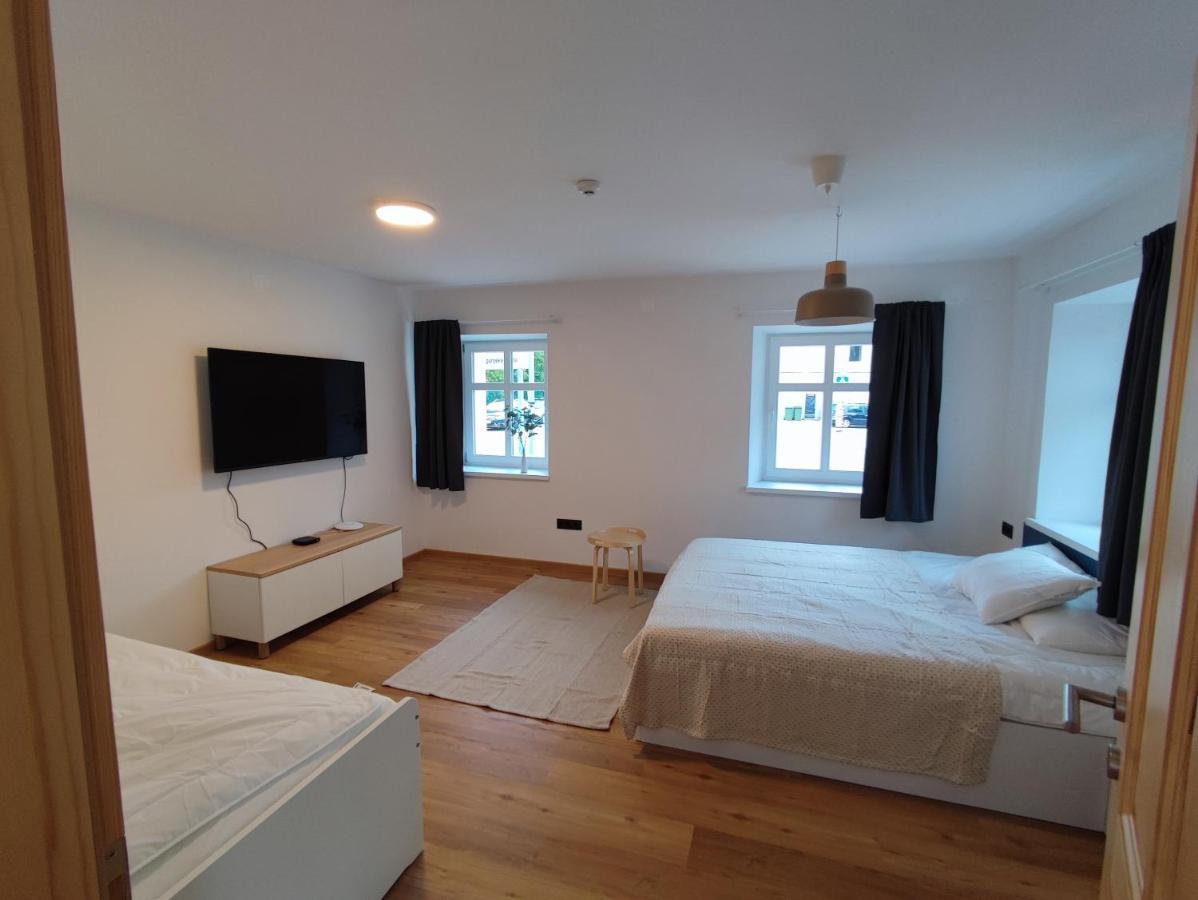 Corner House Apartments Near Lake Bled Радовлица Екстериор снимка