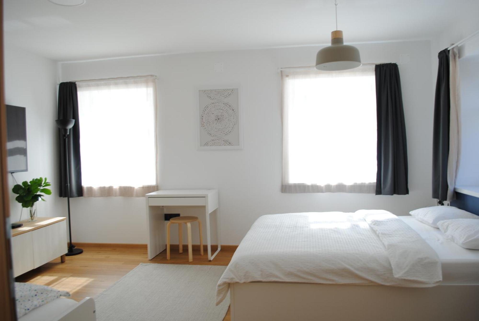 Corner House Apartments Near Lake Bled Радовлица Екстериор снимка